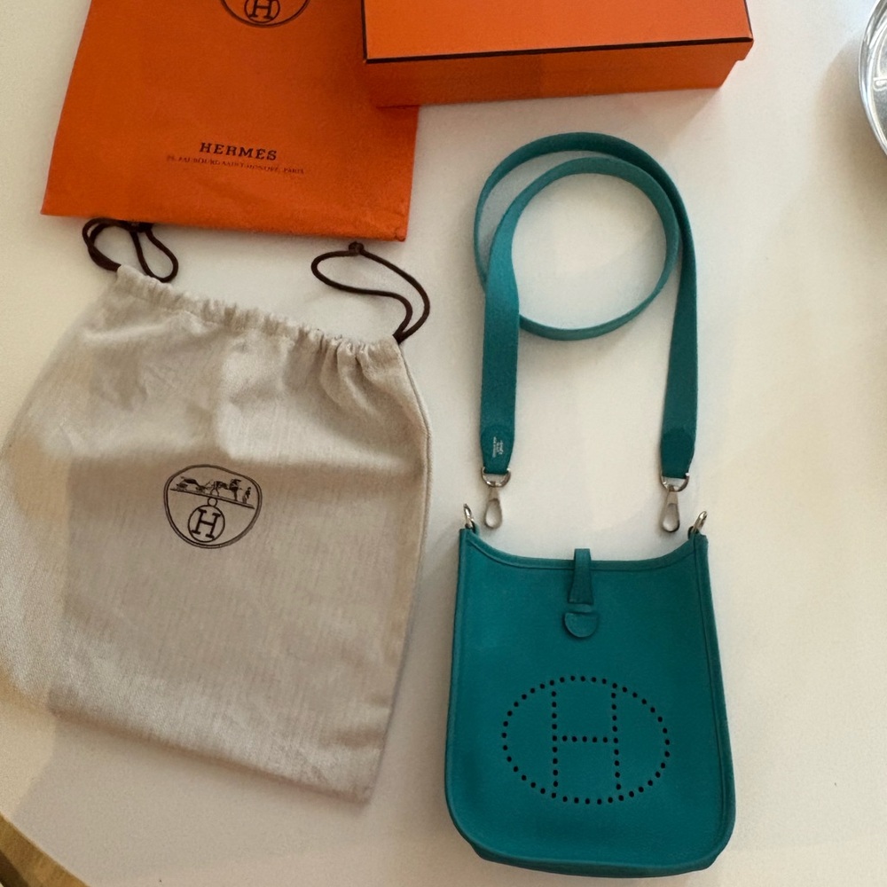 Hermès Evelyne TPM Crossbody – Turquoise 2019 - Picture 6 of 9